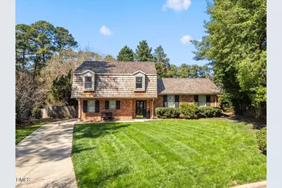 1205 Indian Trail Drive, Raleigh, NC 27609 - Photo 4
