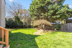1205 Indian Trail Dr, Raleigh, NC 27609 - Photo 26