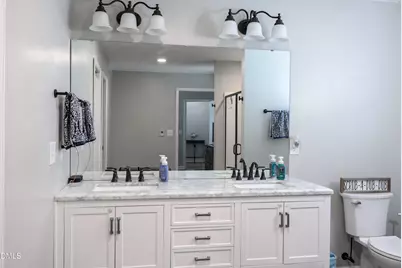 503 N Lincoln Street, Benson, NC 27504 - Photo 18