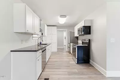 944 Sunset Drive, Graham, NC 27253 - Photo 6