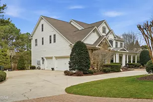 300 Lake Manor Rd, Chapel Hill, NC 27516 - Photo 4