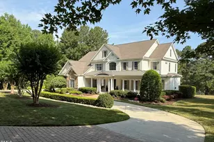 300 Lake Manor Rd, Chapel Hill, NC 27516 - Photo 2