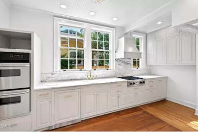 1313 College Place, Raleigh, NC 27605 - Photo 2