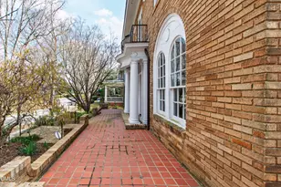 1313 College Pl, Raleigh, NC 27605 - Photo 14