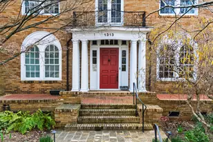 1313 College Pl, Raleigh, NC 27605 - Photo 6