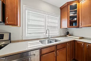 1108 Brooks Ave, Raleigh, NC 27607 - Photo 8