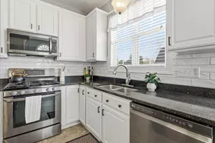 2044 Rosebriar Ln, Fuquay Varina, NC 27526 - Photo 20