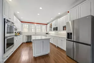 104 Mill Run Dr, Chapel Hill, NC 27514 - Photo 2