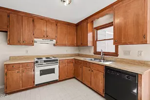 1812 Orange Grove Rd, Hillsborough, NC 27278 - Photo 12