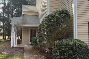 120 Sir Richard Ln, Chapel Hill, NC 27517 - Photo 2