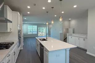 10046 Secluded Gdn Dr, Apex, NC 27523 - Photo 4