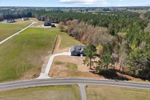 1027 Johnson Town Rd, Zebulon, NC 27597 - Photo 2