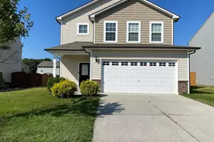 2533 Tummel Ln, Fuquay-Varina, NC 27526 - Photo 2