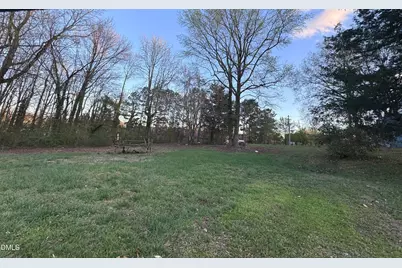 516 E 4th Street, Siler City, NC 27344 - Photo 1