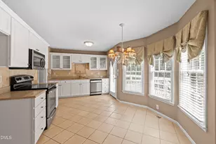 2349 Kendricks Ct, Raleigh, NC 27613 - Photo 12