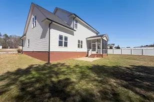 333 Oakhaven Dr, Holly Springs, NC 27540 - Photo 18