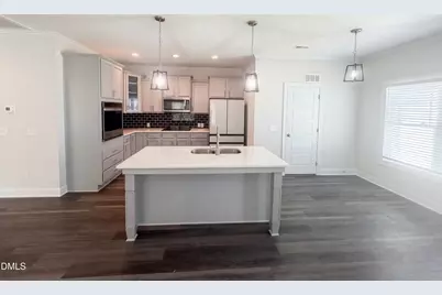 333 Oakhaven Drive, Holly Springs, NC 27540 - Photo 2