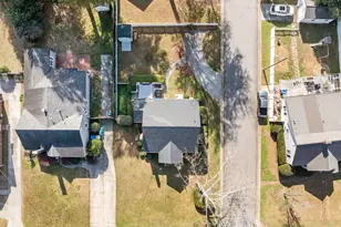 300 N Churchill Dr, Fayetteville, NC 28303 - Photo 34