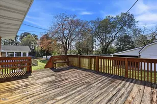 216 Crescent Dr, Clayton, NC 27520 - Photo 6