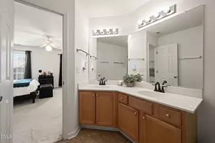 33 Signet Dr, Durham, NC 27704 - Photo 18