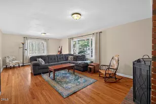 920 Shady Lawn Rd Ext, Chapel Hill, NC 27514 - Photo 2