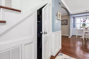 4001 Brothwell Ct, Raleigh, NC 27606 - Photo 8