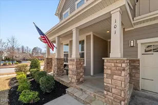 101 Martingale Dr, Holly Springs, NC 27540 - Photo 6