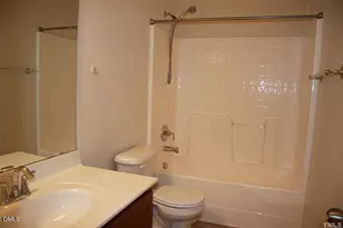 549 Mesquite Ridge Pl, Cary, NC 27519 - Photo 20