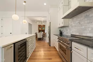 1200 Roosevelt Dr, Chapel Hill, NC 27514 - Photo 12