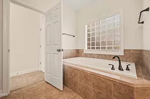 314 Powers Ferry Rd, Cary, NC 27519 - Photo 32