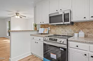 139 Clancy Cir, Cary, NC 27511 - Photo 16