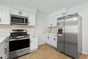 2608 Adcox Pl, Raleigh, NC 27610 - Photo 4