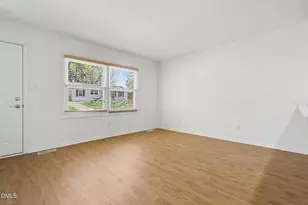 2608 Adcox Pl, Raleigh, NC 27610 - Photo 2