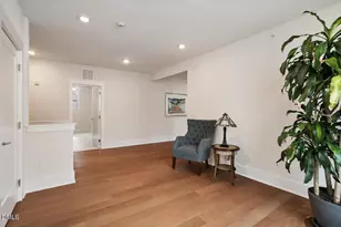 10530 Sablewood Dr, Raleigh, NC 27617 - Photo 8