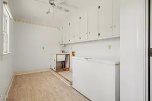 414 E Fremont St, Kenly, NC 27542 - Photo 18