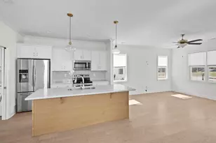 1637 Berry Ave, Henderson, NC 27536 - Photo 8