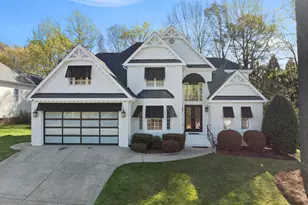 10616 Thornbury Crest Ct, Raleigh, NC 27614 - Photo 2