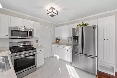 105 Hollowed Court, Holly Springs, NC 27540 - Photo 14