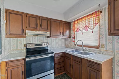 719 Goldston Boulevard, Sanford, NC 27330 - Photo 14