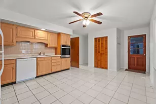 6409 Arrington Rd, Raleigh, NC 27607 - Photo 10