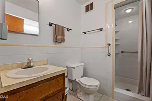 6409 Arrington Rd, Raleigh, NC 27607 - Photo 26