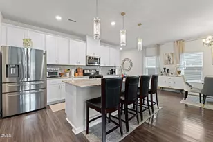 131 White Ash Dr, Clayton, NC 27527 - Photo 2