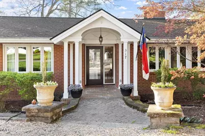 317 W Drewry Lane, Raleigh, NC 27609 - Photo 2