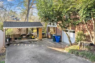 317 W Drewry Ln, Raleigh, NC 27609 - Photo 34