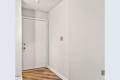 814 New Kent Place, Cary, NC 27511 - Photo 4