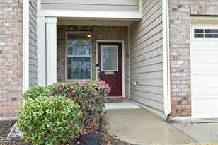 10111 Raven Tree Dr, Raleigh, NC 27617 - Photo 2