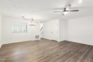 205 Oak Hollow Ct, Raleigh, NC 27613 - Photo 12