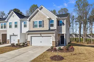195 Aster Bloom Ln, Raleigh, NC 27610 - Photo 2