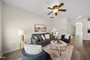 10119 Glen Autumn Rd, Raleigh, NC 27617 - Photo 8