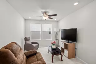333 Glacier Lk Dr, Raleigh, NC 27610 - Photo 16